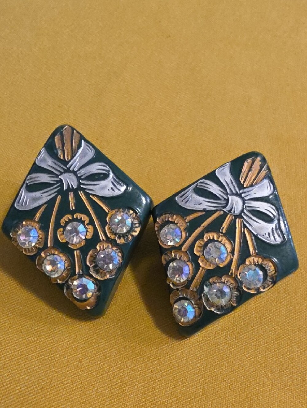 Art Deco Diamond-Shaped Clip-On Earrings - Likely Bakelite or Thermoset Resin